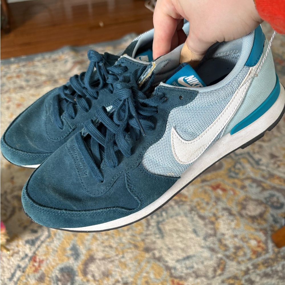NIKE Womens Internationalist BLUE Force